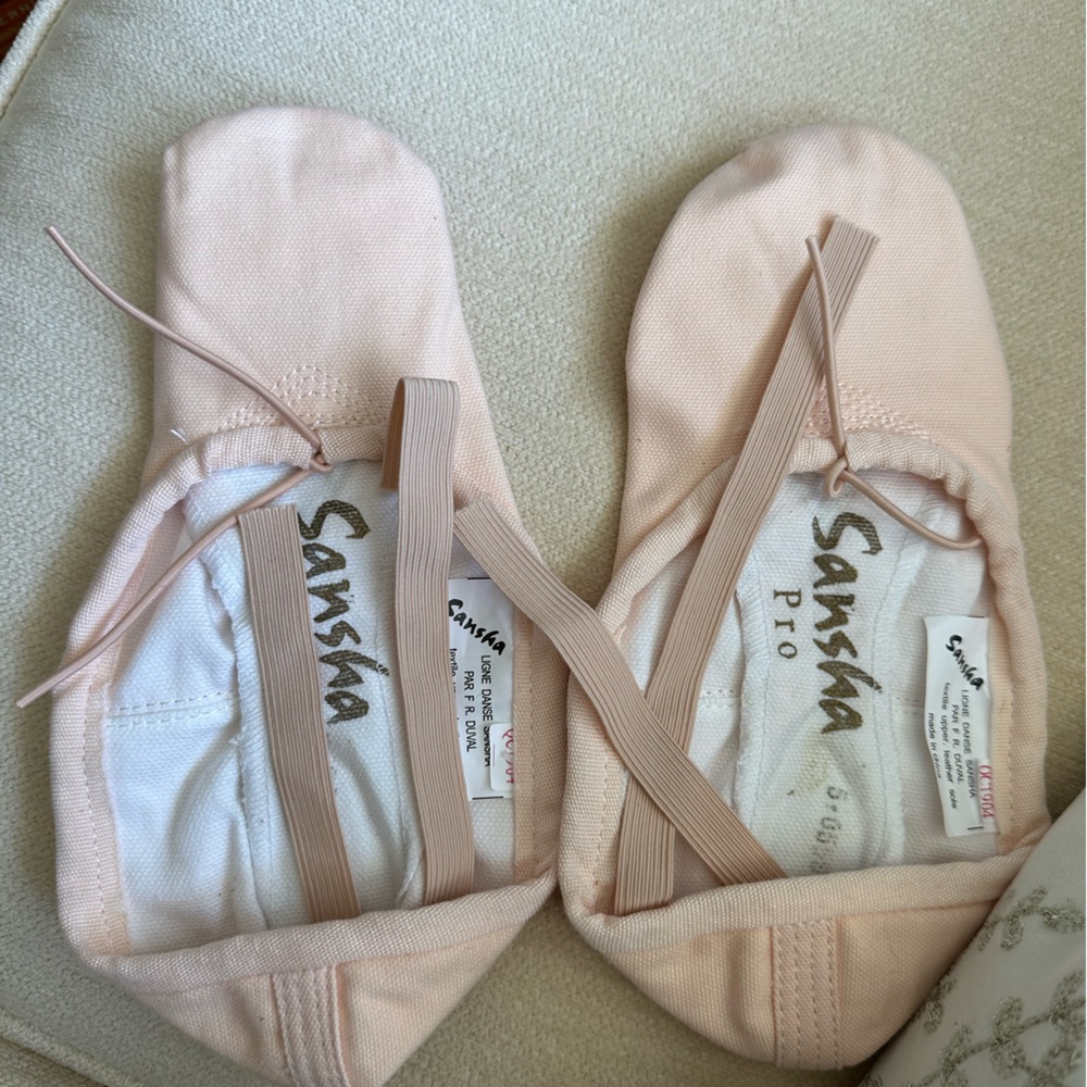 Sansha pro pink canvas ballet shoes